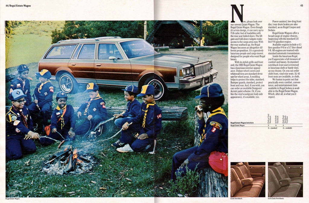 n_1982 Buick Full Line Prestige-44-45.jpg